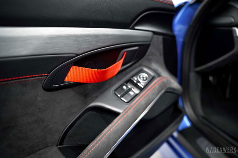 Porsche 981 Cayman GT4