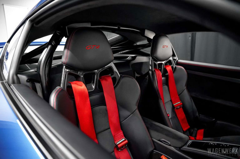 Porsche 981 Cayman GT4