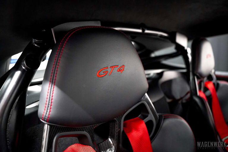 Porsche 981 Cayman GT4