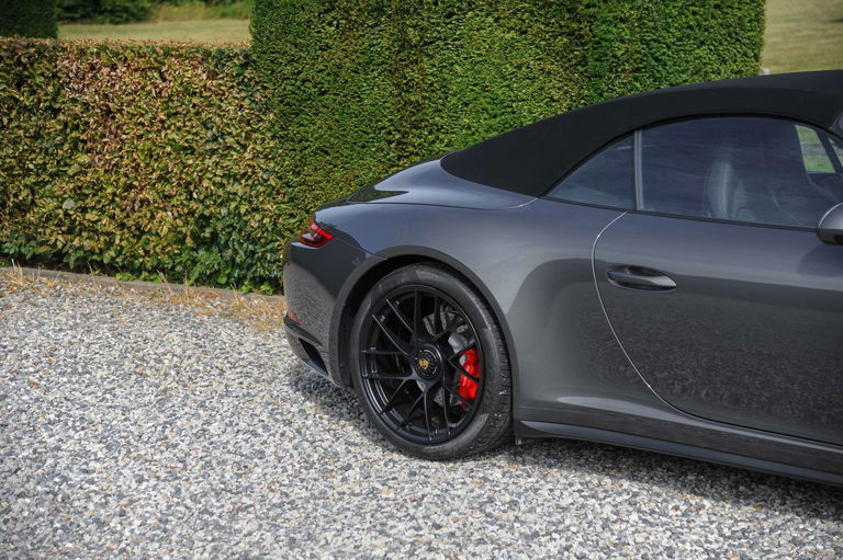 Porsche 991.2 Carrera 4 GTS