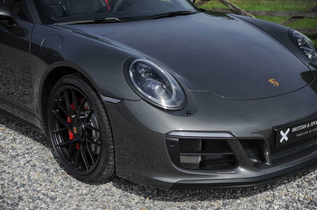 Porsche 991.2 Carrera 4 GTS