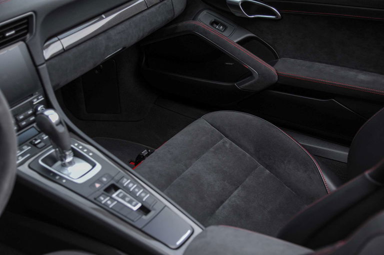 Porsche 991.2 Carrera 4 GTS