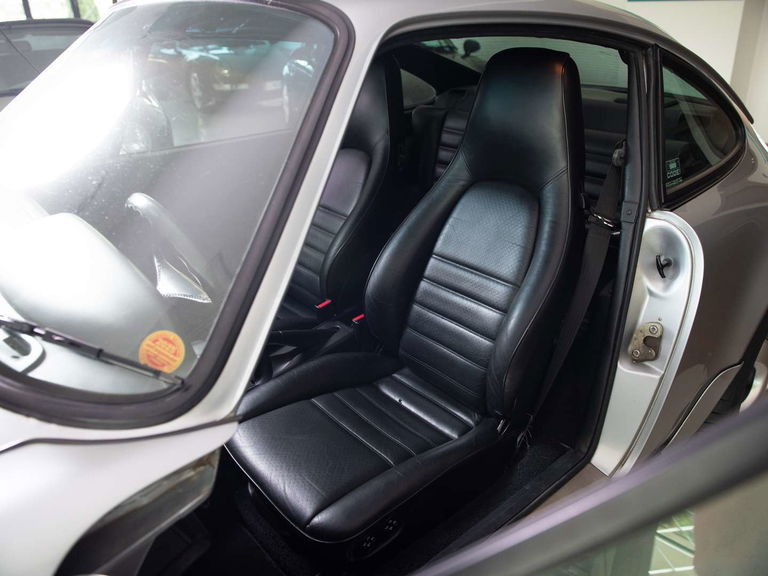 Porsche 964 Carrera 4