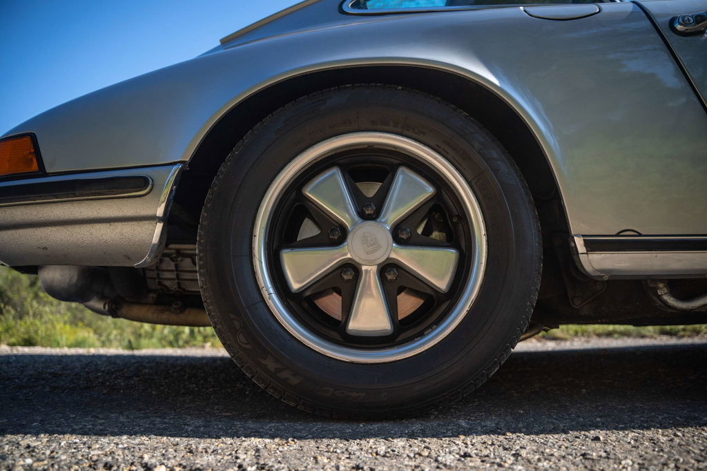 Porsche 911 S (F-Modell)