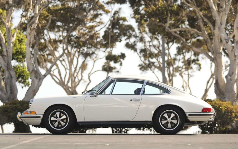 Porsche 911 S (F-Modell)