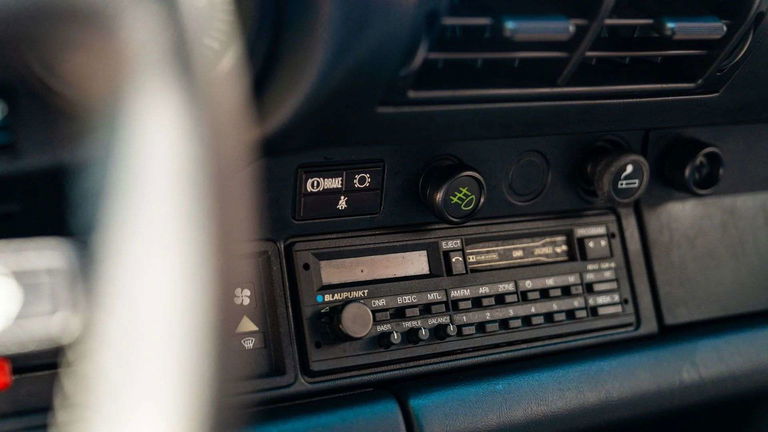 Porsche 911 Turbo 3.3 (US)