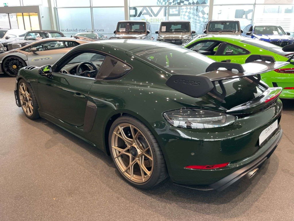 Porsche 718 Cayman GT4 RS