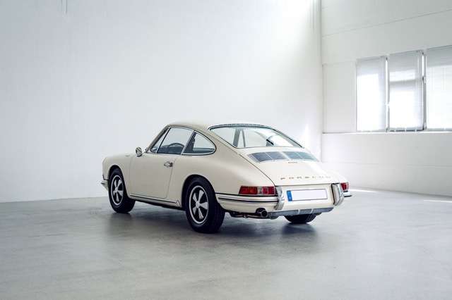 Porsche 911 (F-Modell)