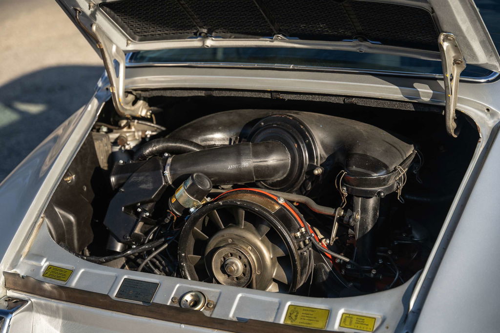 Porsche 911 S (F-Modell)