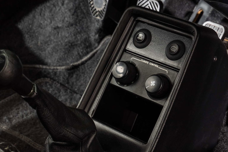 Porsche 911 Carrera 3.2 Speedster