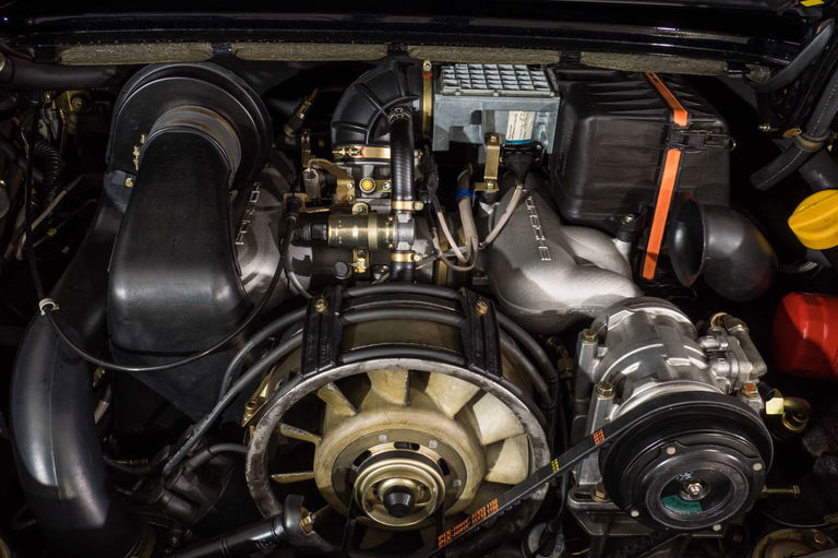 Porsche 911 Carrera 3.2 Speedster