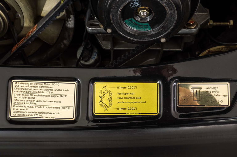 Porsche 911 Carrera 3.2 Speedster