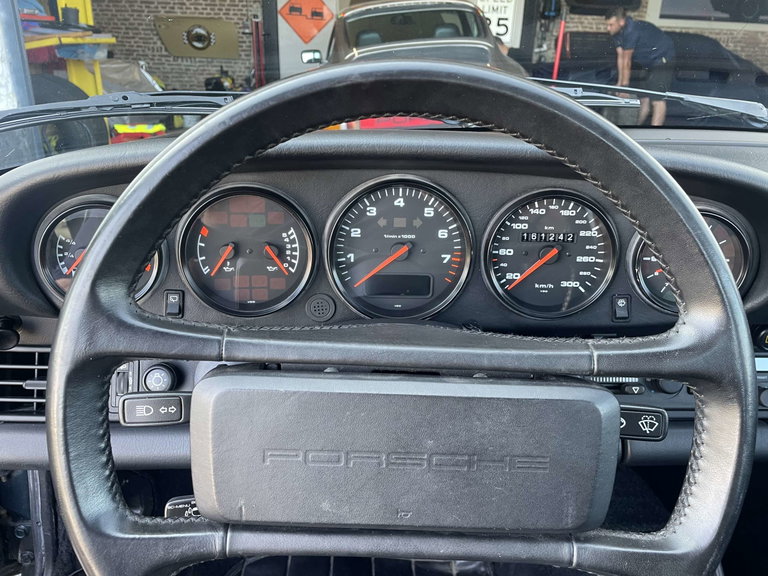 Porsche 964 Carrera 2