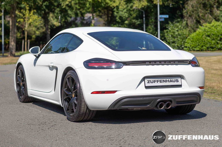 Porsche 718 Cayman