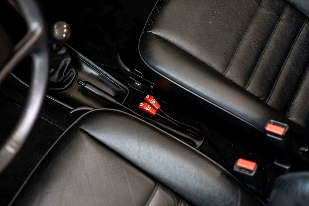 Porsche 911 Carrera 3.2 Speedster