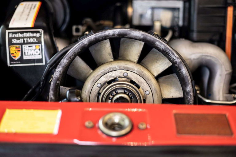 Porsche 911 Carrera 3.2 Speedster