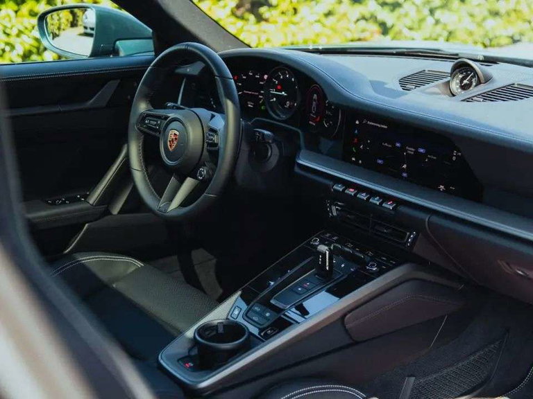 Porsche 992 Carrera S