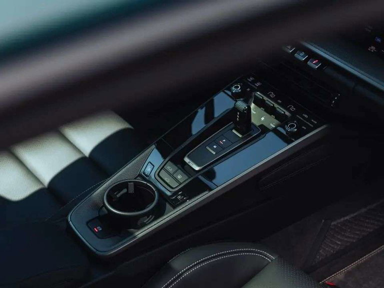 Porsche 992 Carrera S