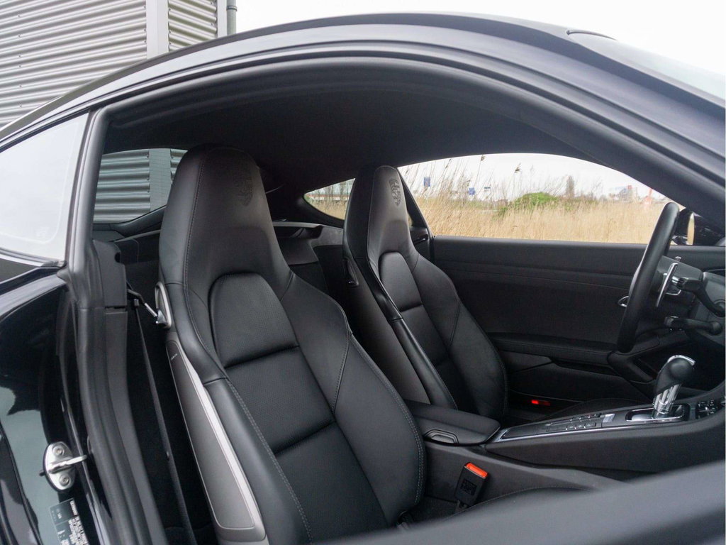 Porsche 981 Cayman S