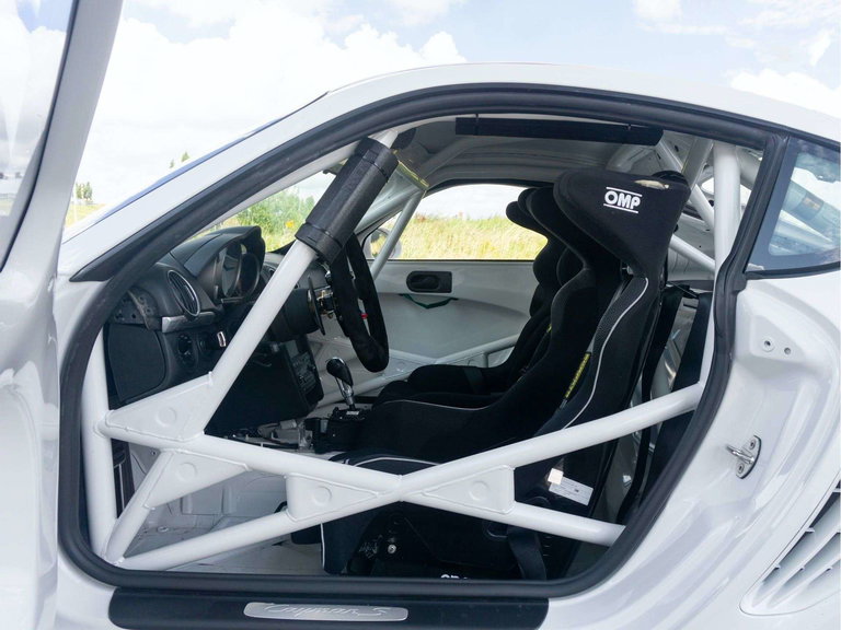 Porsche 987 Cayman Cup