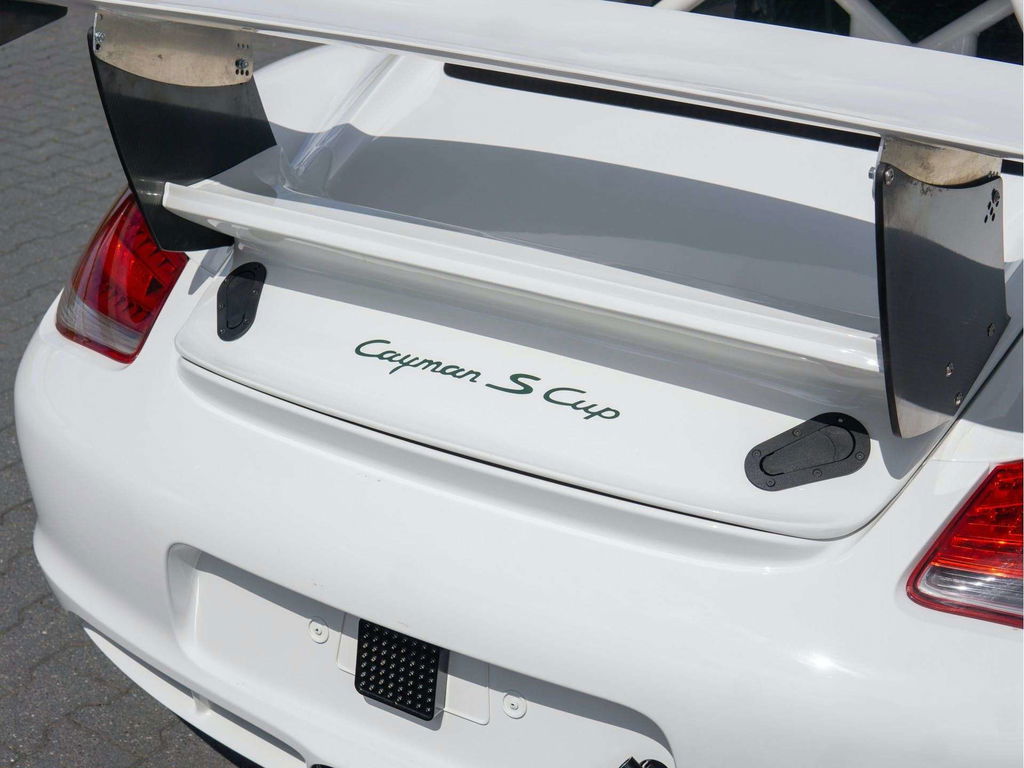 Porsche 987 Cayman Cup