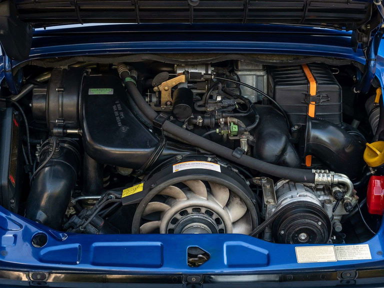 Porsche 964 Carrera 2 Speedster