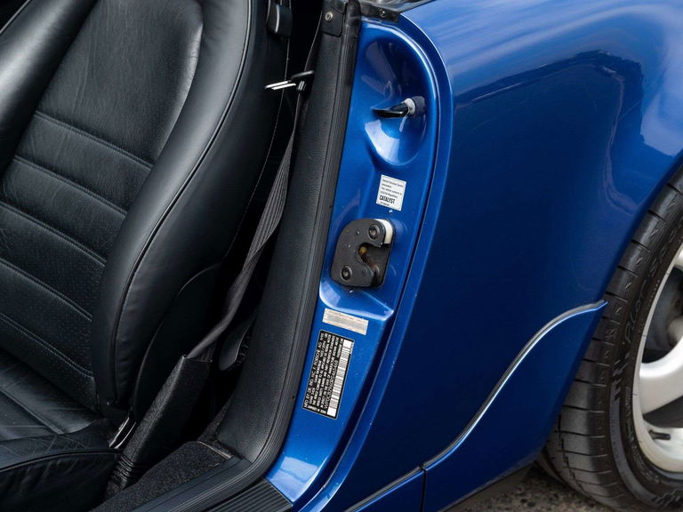 Porsche 964 Carrera 2 Speedster