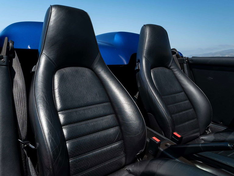 Porsche 964 Carrera 2 Speedster