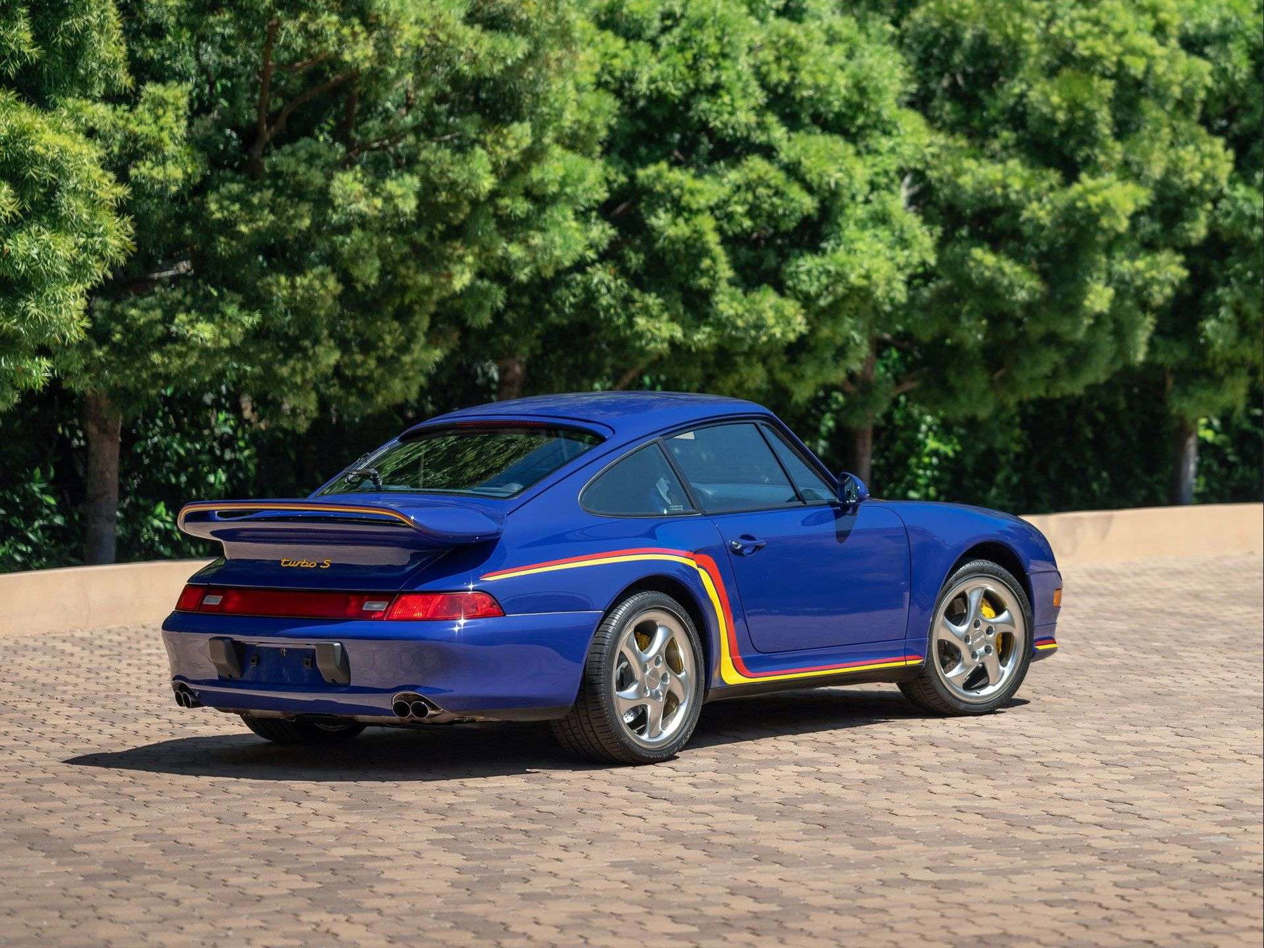 Porsche 993 Turbo S 1997 - elferspot.com - Marketplace for Porsche