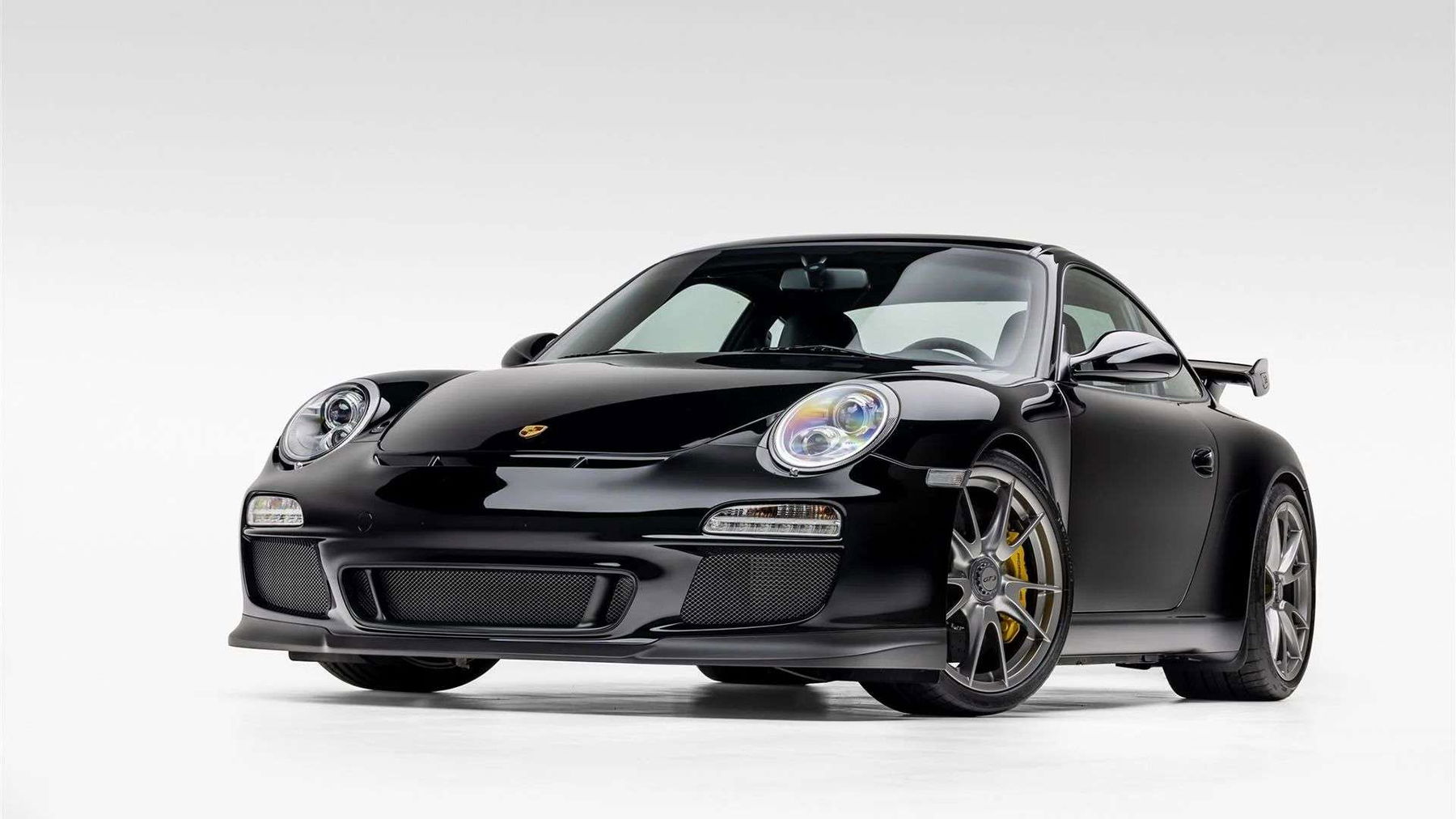 【PORSCHE】Porsche 911 （997）GT3 R 2010#P3 Bonhams Cars : 2010 Porsche 911 Type 997 GT3 R Competition