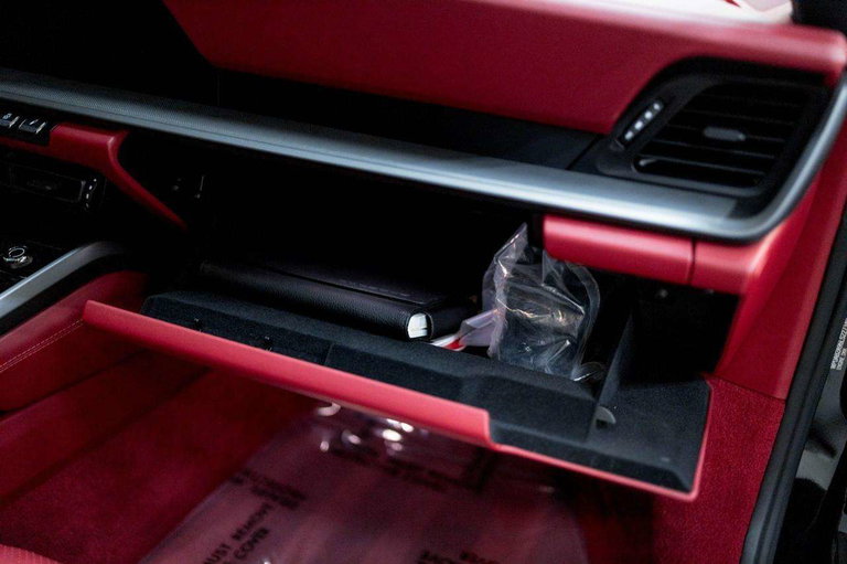 Porsche 992 Carrera S