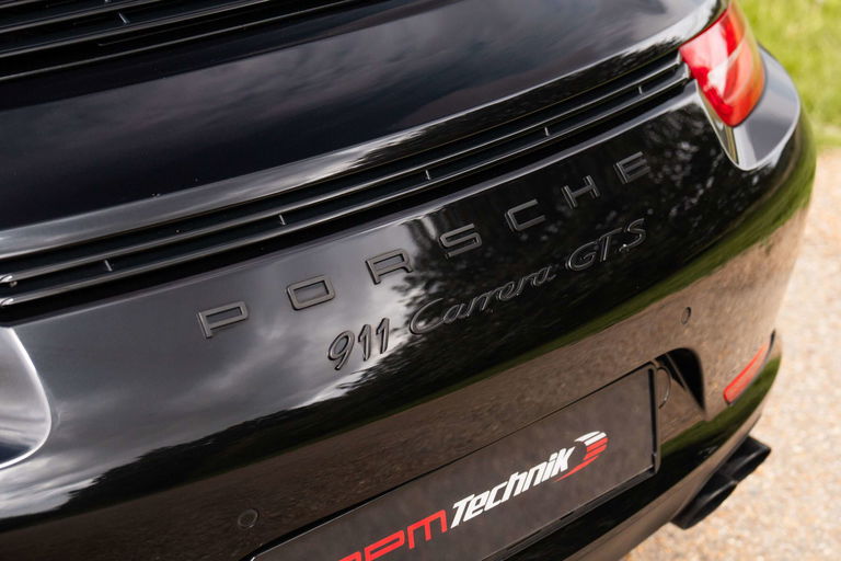 Porsche 991 Carrera GTS