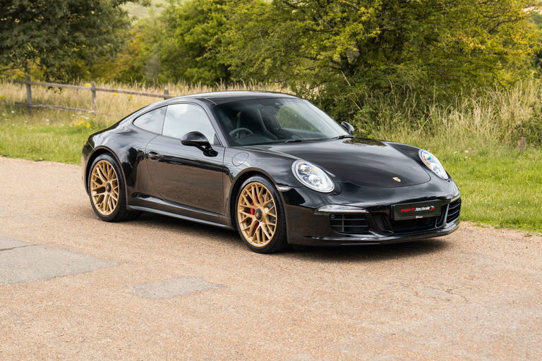 Porsche 991 Carrera GTS