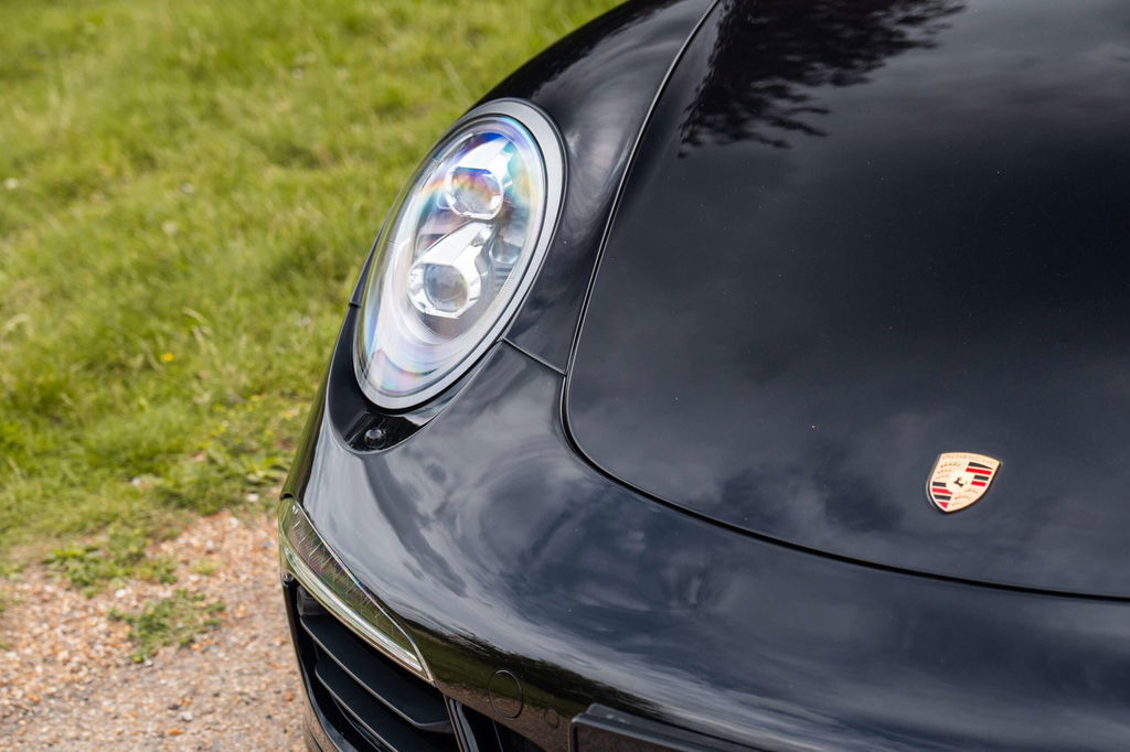 Porsche 991 Carrera GTS
