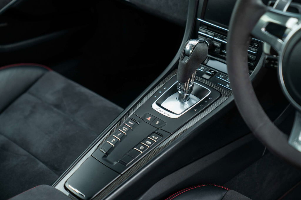 Porsche 991 Carrera GTS