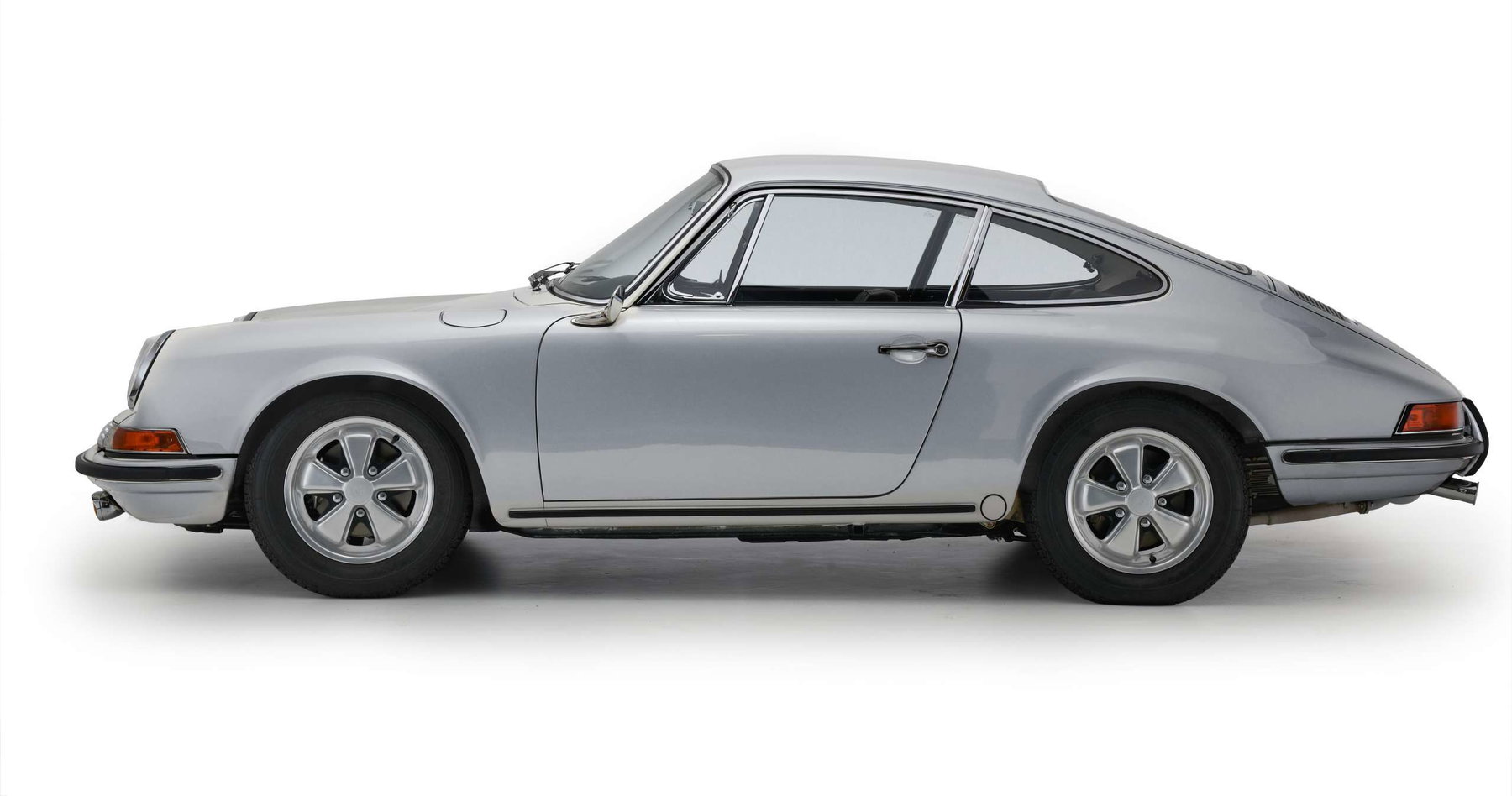 Porsche 911 S (F-Modell) 1968 - elferspot.com - Marketplace for