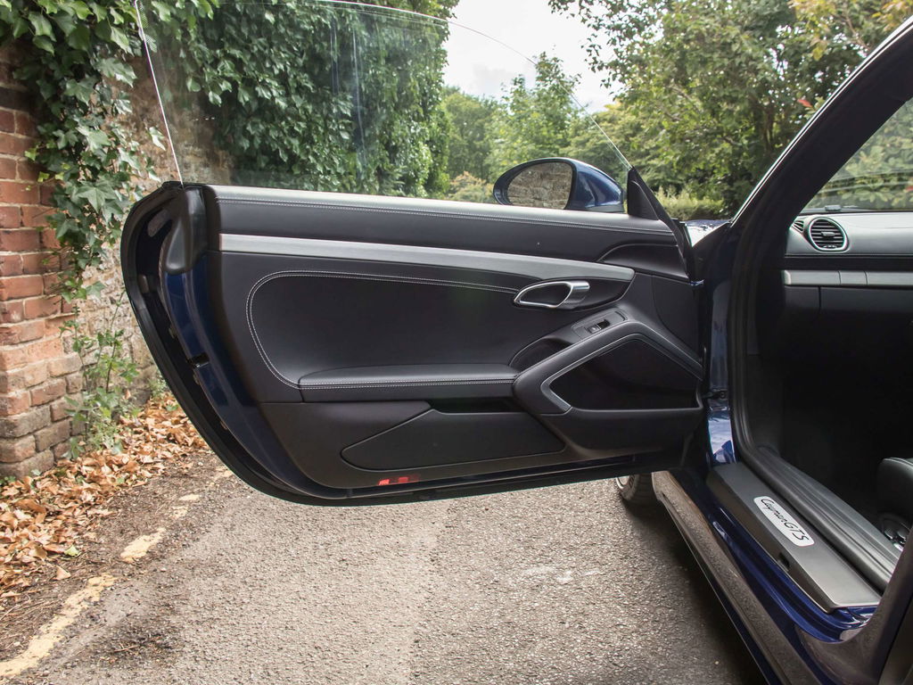 Porsche 718 Cayman GTS 4.0