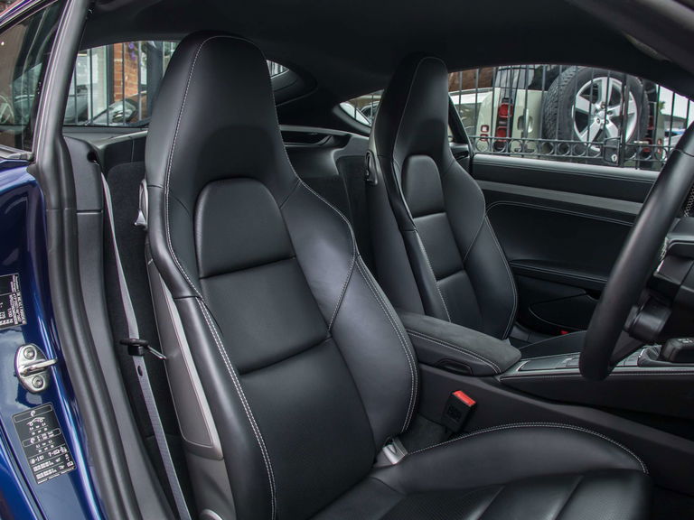 Porsche 718 Cayman GTS 4.0