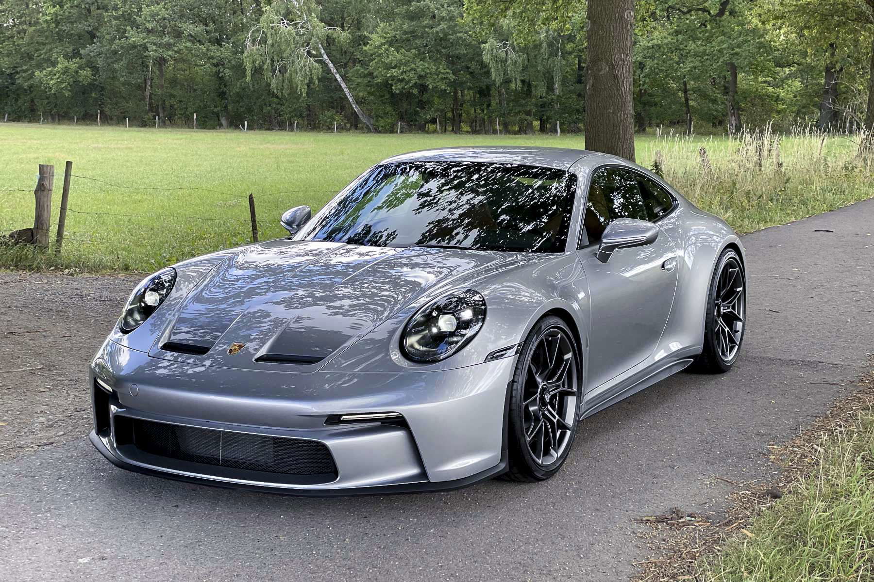 Porsche 992 GT3 RS 2023 -  - Marktplatz für Porsche Sportwagen