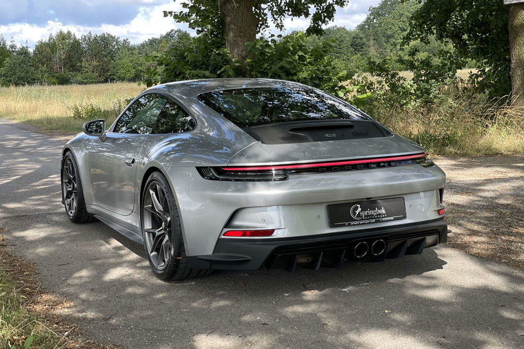Porsche 992 GT3 Touring