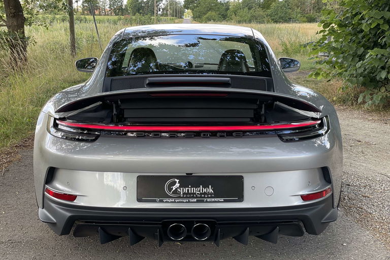 Porsche 992 GT3 Touring