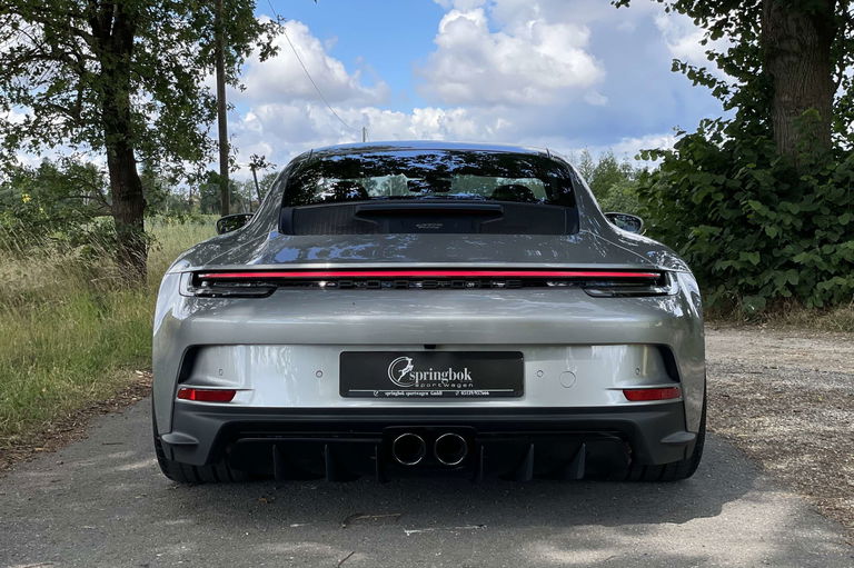 Porsche 992 GT3 Touring
