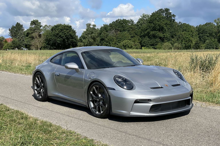 Porsche 992 GT3 Touring