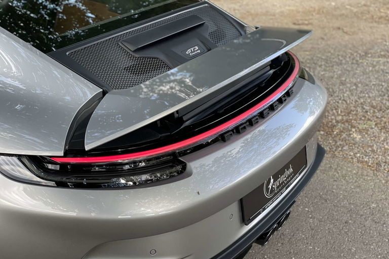 Porsche 992 GT3 Touring