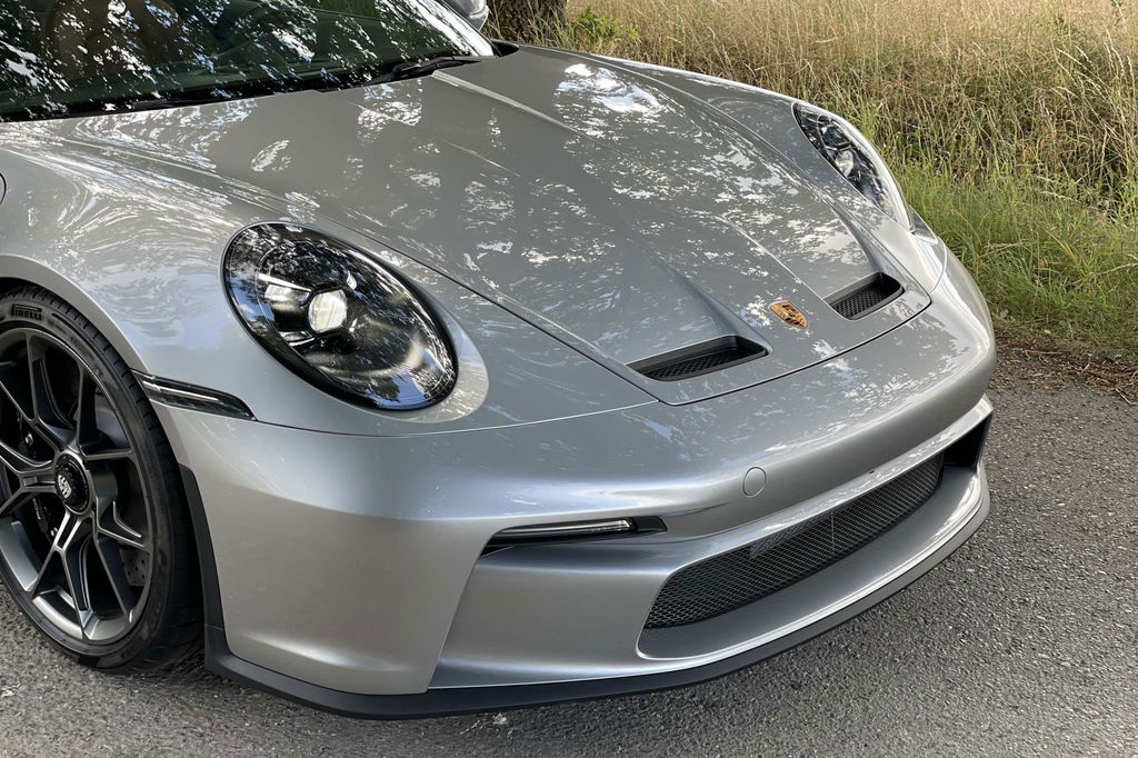 Porsche 992 GT3 Touring