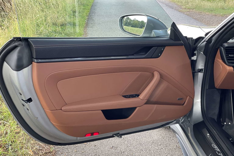 Porsche 992 GT3 Touring