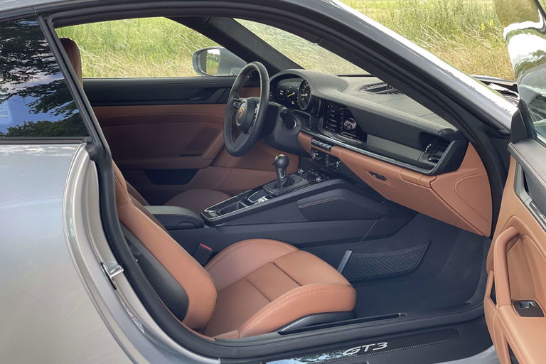 Porsche 992 GT3 Touring