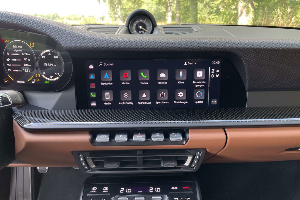 Porsche 992 GT3 Touring