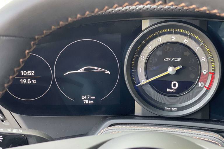 Porsche 992 GT3 Touring