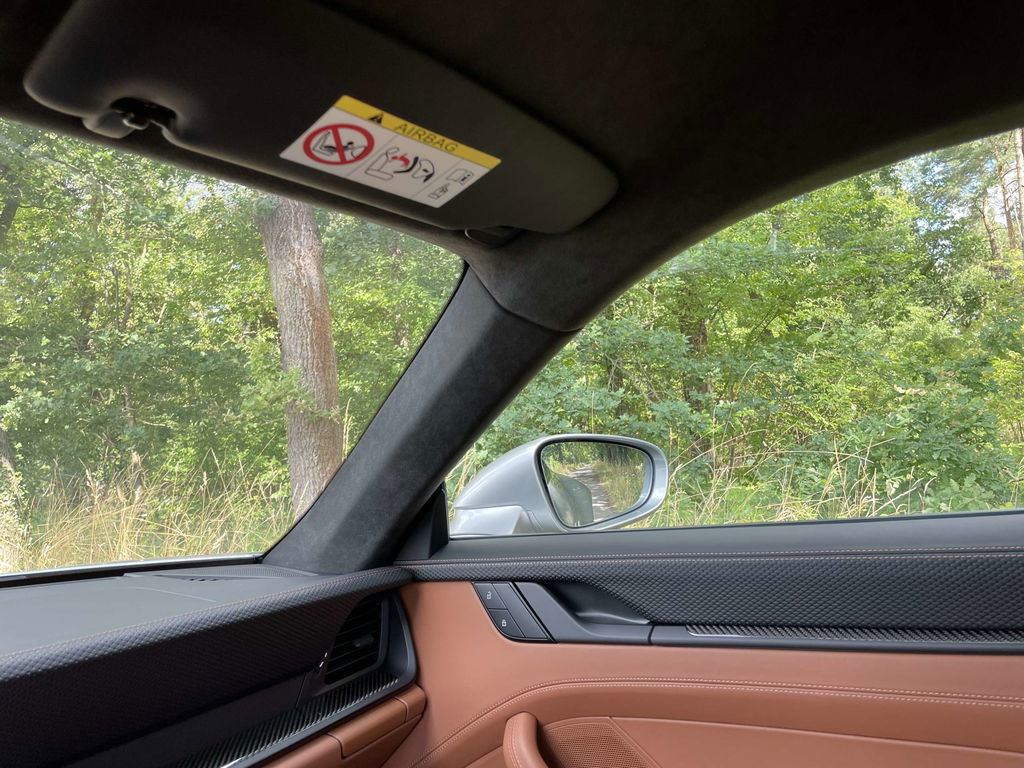 Porsche 992 GT3 Touring